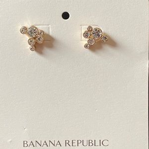 Banana Republic Sparkle Cluster earrings